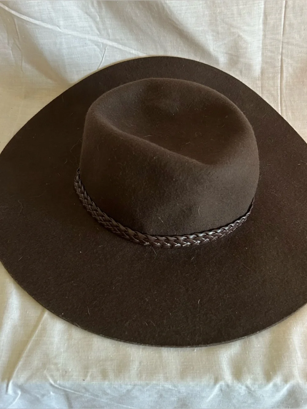 Unisex Fedora Wide Brimmed 100% Wool Hat Brown Faux Leather Band One Size - Picture 1 of 6
